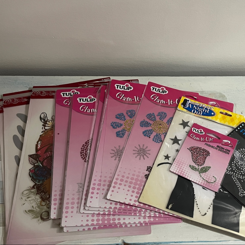 Glam-It-Up! Iron-On Fashion Design Pack - Multicolor